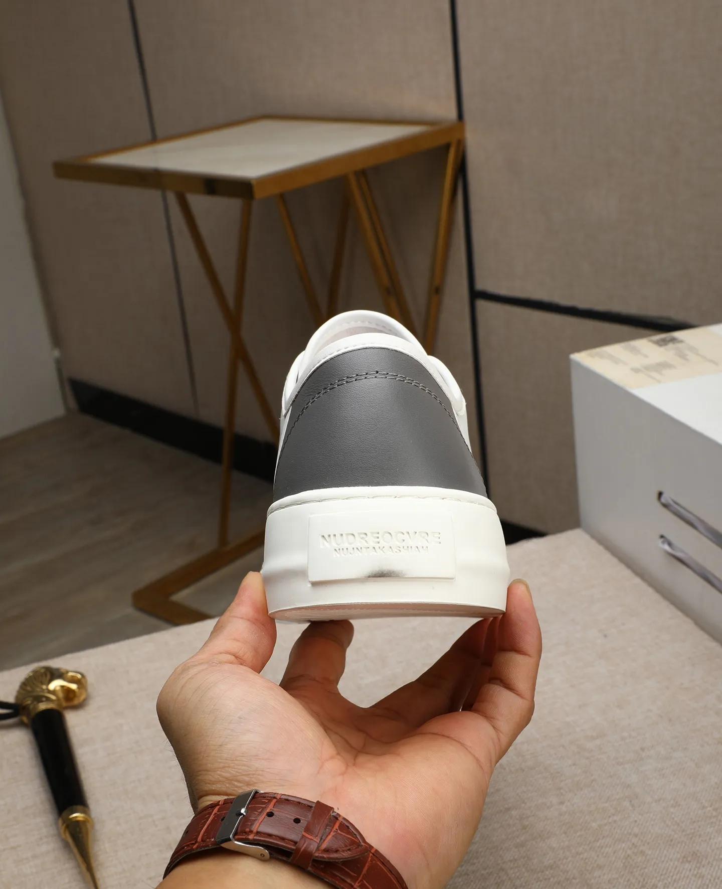 Men's men's shoes 💰440 GUCCI🔍🔍The latest model is on sale at the same time at the counter. Original calfskin imported from Italy, genuine leather lining, (high-end, noble, and classy) with exquisite workmanship. Sole: Original sole provided by the original factory, ⚠Exclusive double-layer movable molded sole super comfortable⚠, real shot 🎬The real thing is better🔍🔍"High quality·Follow the order" Code number 38-44